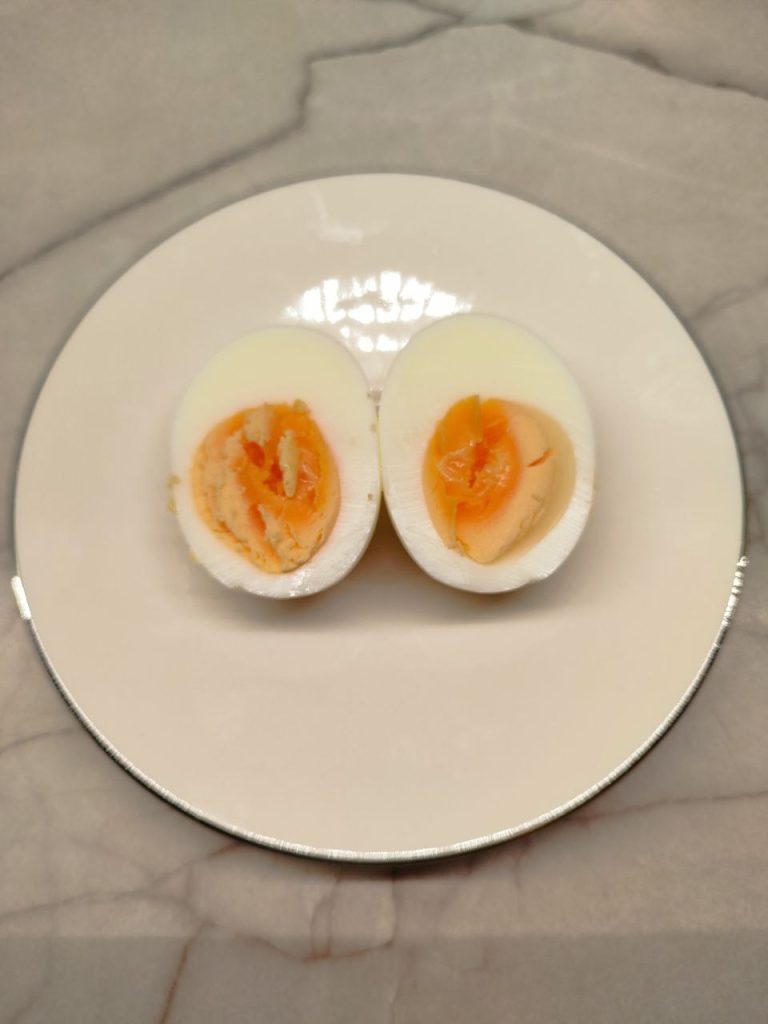 After five and a half minutes of egg-swinging, you get this yolk